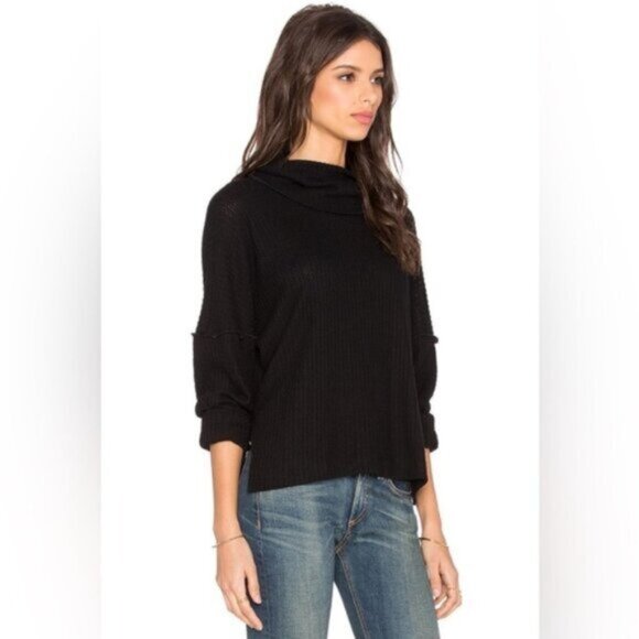 Revolve LNA Oversized Turtleneck Sweater Waffle Knit Slit Mock neck Black XS - Picture 7 of 16